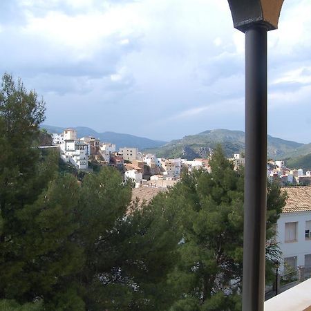 Hotel Llucena Lucena del Cid Buitenkant foto