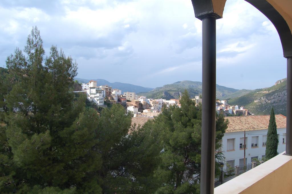 Hotel Llucena Lucena del Cid Buitenkant foto