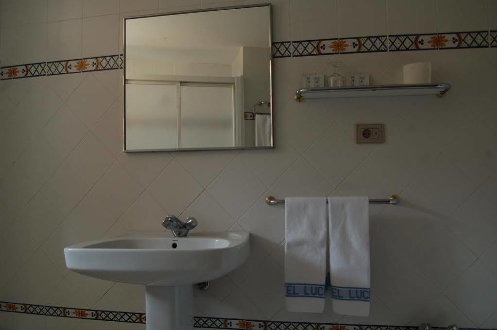 Hotel Llucena Lucena del Cid Buitenkant foto